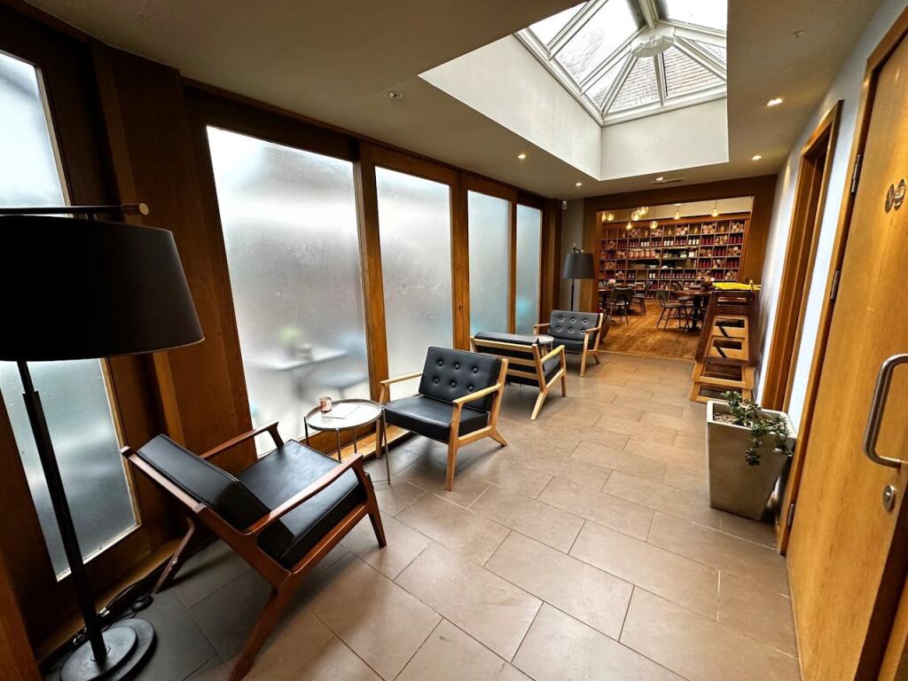 Additional image 10 of 10-11 Sheep Street, Stratford-upon-Avon, CV37 6EF