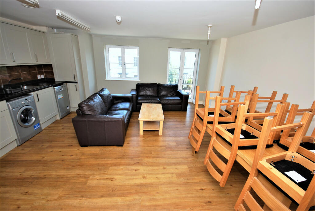 Additional image 6 of Station House, Old Warwick Road, Leamington Spa, Warwickshire, CV31