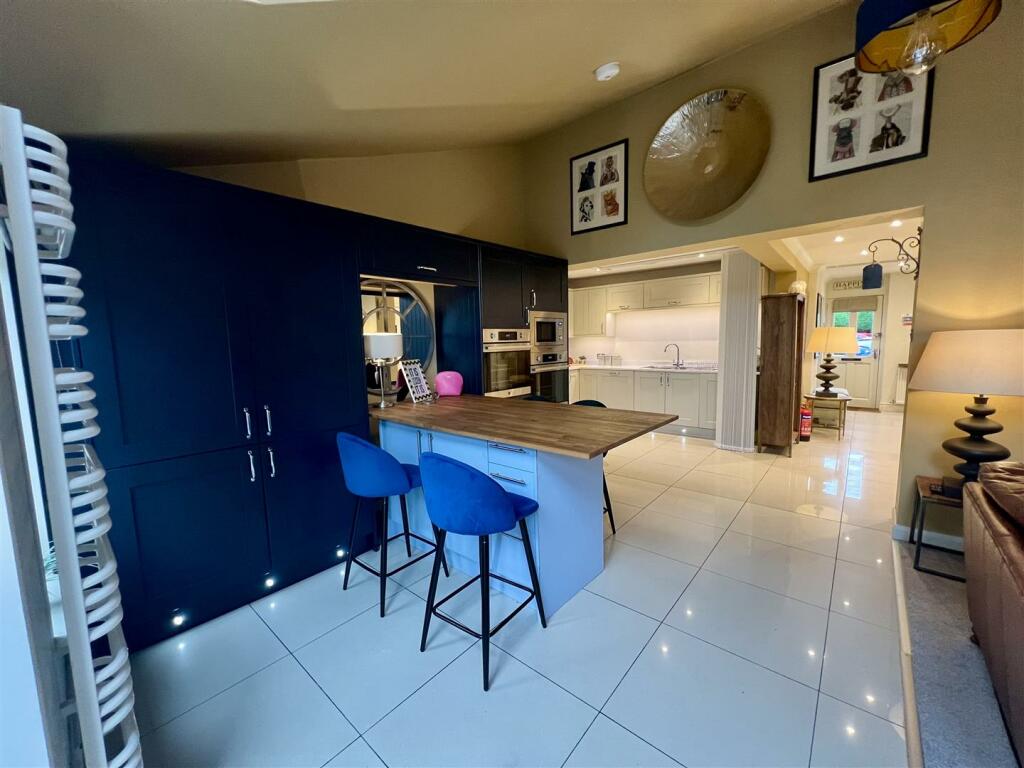 Additional image 2 of Exciting Business Opportunity with Residential Accommodation