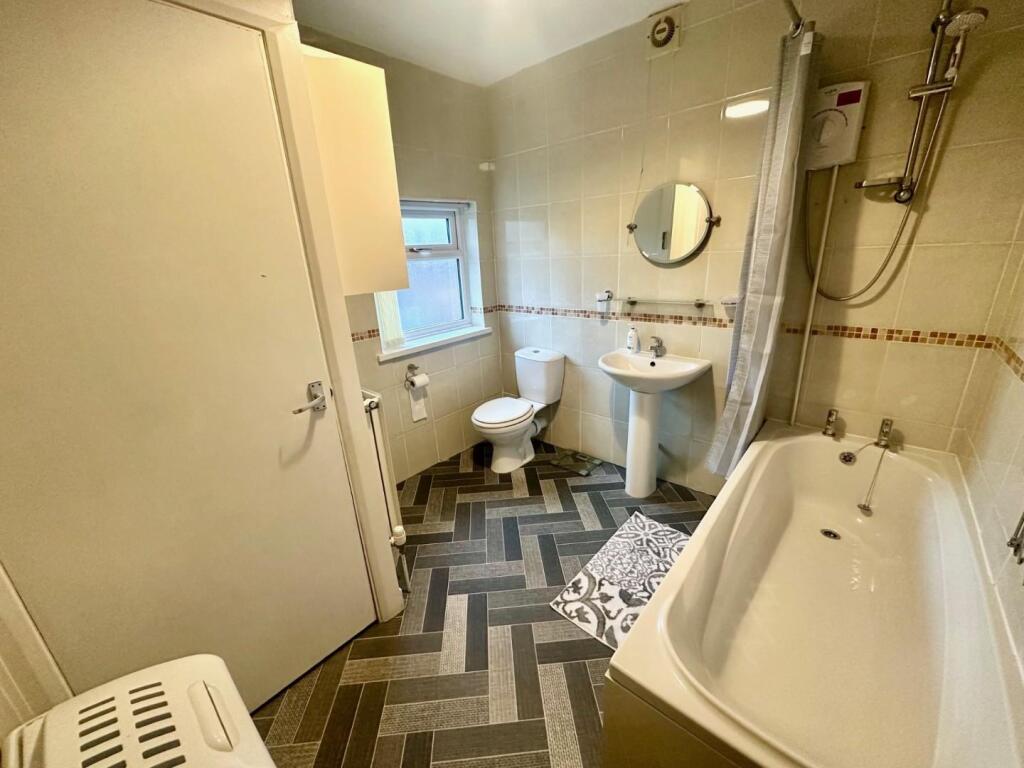 Additional image 8 of Addison Road, Rugby