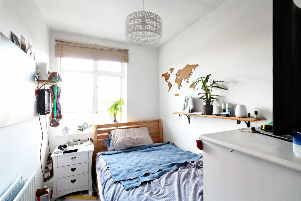 Additional image 8 of Castleton Avenue, Bexleyheath, Kent, DA7