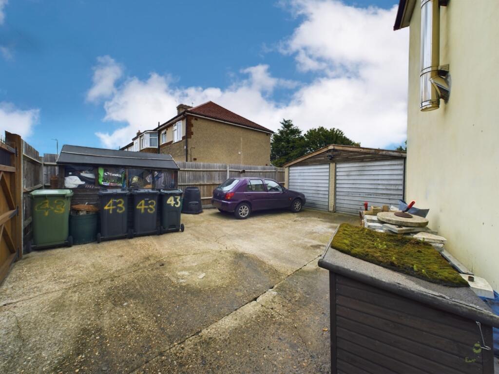 Additional image 15 of 43 BURNHAM CRESCENT, Dartford