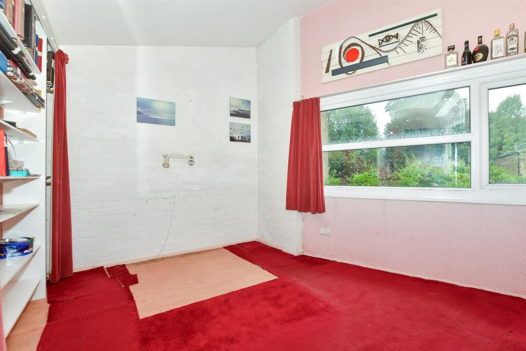 Additional image 10 of Lambardes, New Ash Green, Longfield, Kent