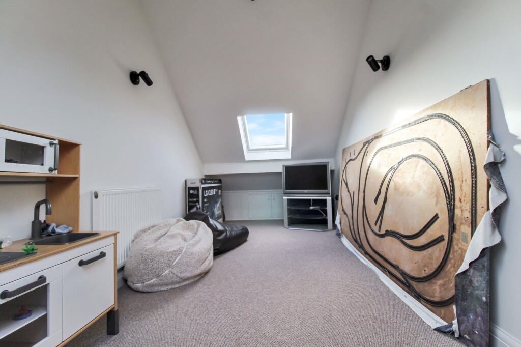 Additional image 20 of Lochmaben Close, Holmes Chapel