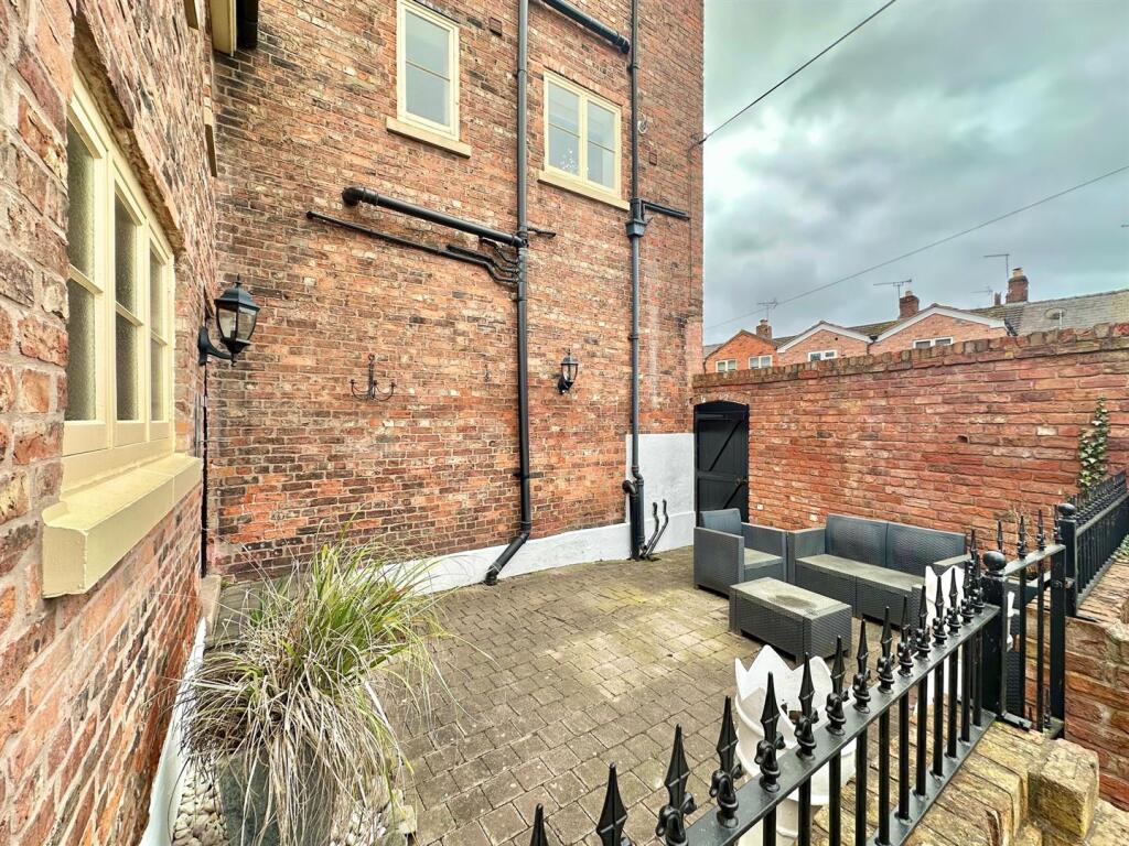 Additional image 34 of Welsh Row, Nantwich, Cheshire