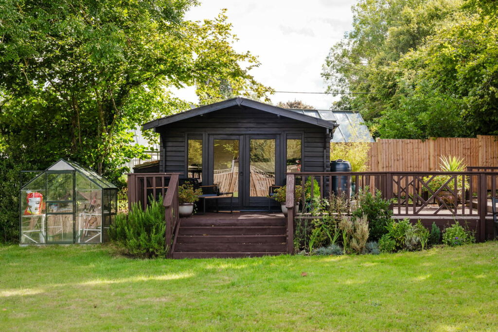 Additional image 21 of Wrotham Road, Meopham, Gravesend, DA13 0QG