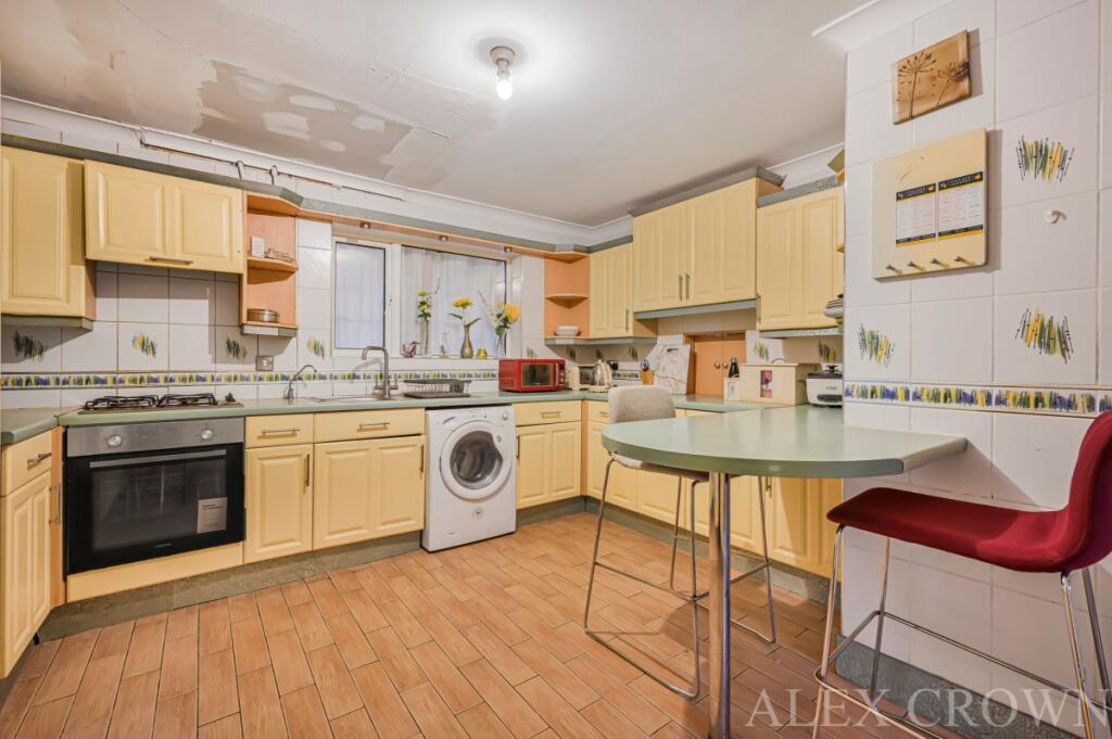 Additional image 19 of Maylands Drive, Sidcup