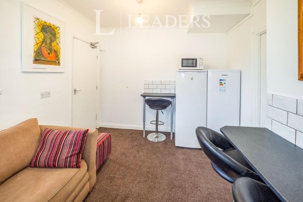 Additional image 3 of Westlea Road, Leamington Spa, Warwickshire, CV31