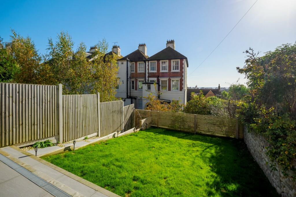 Additional image 9 of Hillside Street, Hythe, CT21