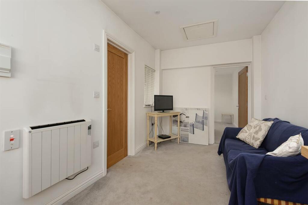 Additional image 21 of Beltinge Road, Herne Bay