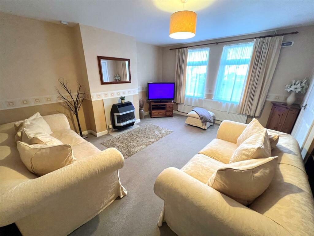 Additional image 3 of All Saints Road, Warwick