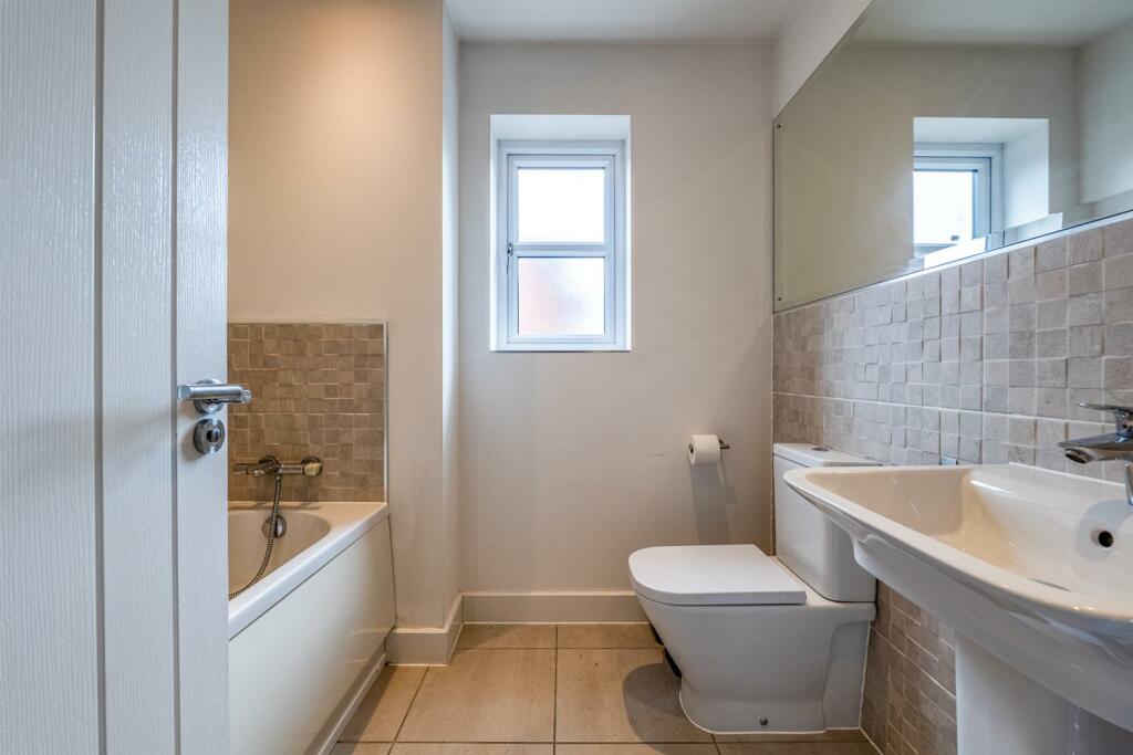 Additional image 13 of Kestrel Row, Southam