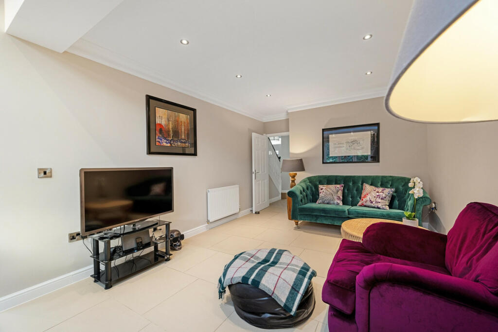 Additional image 9 of The Hall Close, Rugby, Dunchurch CV22 6NP