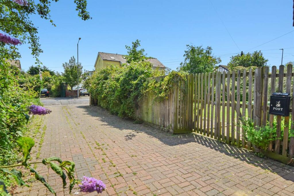 Additional image 32 of Beltinge Road, Herne Bay