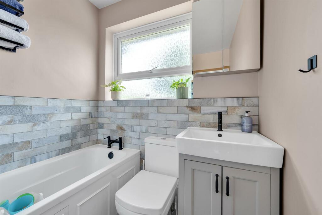 Additional image 9 of Woodchurch Close, Sidcup, DA14 6QH