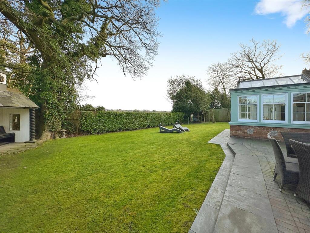 Additional image 31 of Westhill Road, Blackdown, Leamington Spa