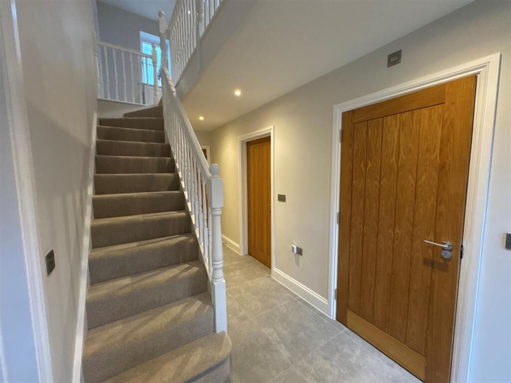 Additional image 4 of Bishopton Lane, Bishopton, Stratford-Upon-Avon