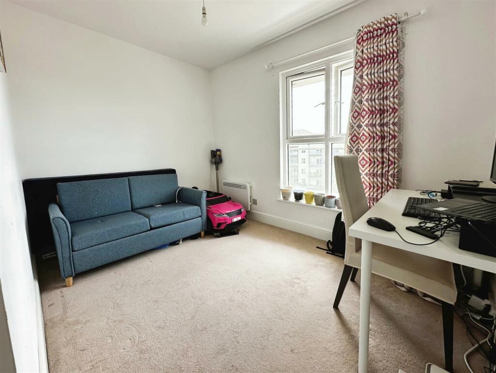 Additional image 12 of Andrews Close, Warwick