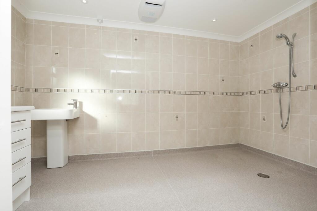 Additional image 8 of David Avenue, Cliftonville, CT9