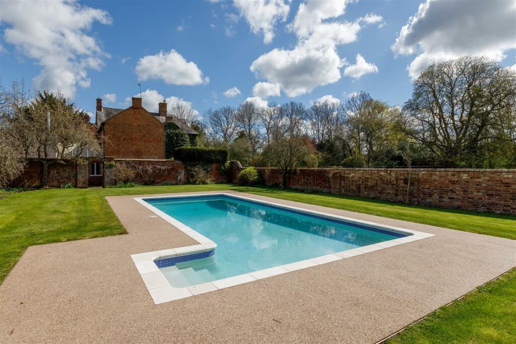 Additional image 4 of Banbury Road, Ladbroke, Southam