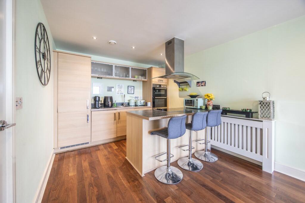 Additional image 3 of Venture Court, Canal Road, Gravesend, Kent, DA12