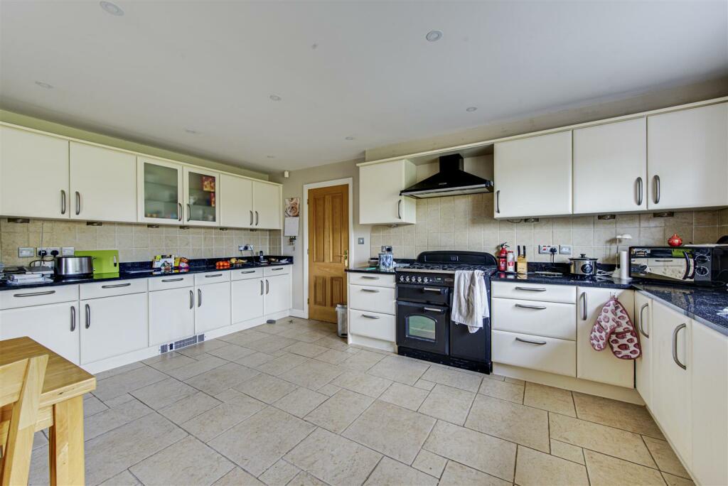 Additional image 24 of Spacious home on the exclusive Blackfirs Lane, Somerford, Congleton