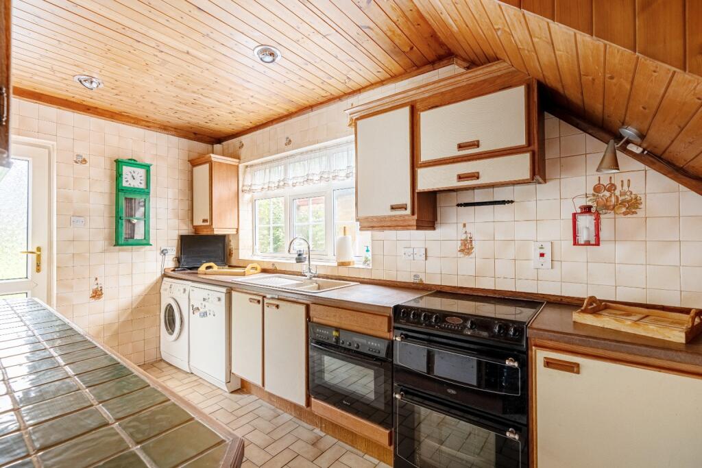 Additional image 3 of Ediva Road, Meopham, Gravesend, Kent, DA13 0ND