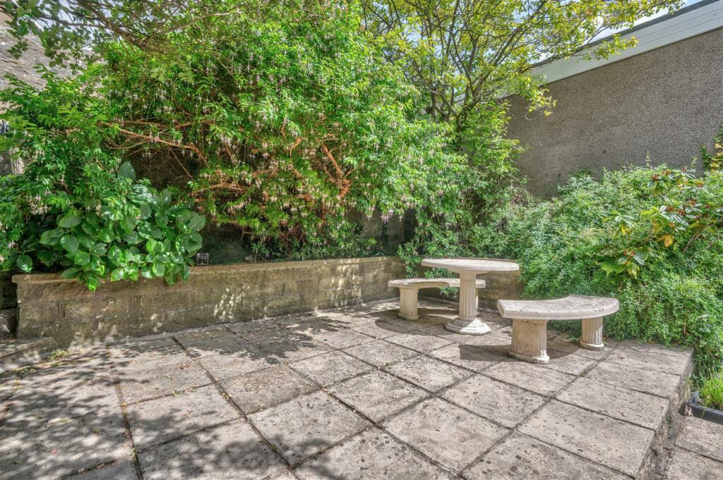 Additional image 39 of Douglas Terrace, Dundee