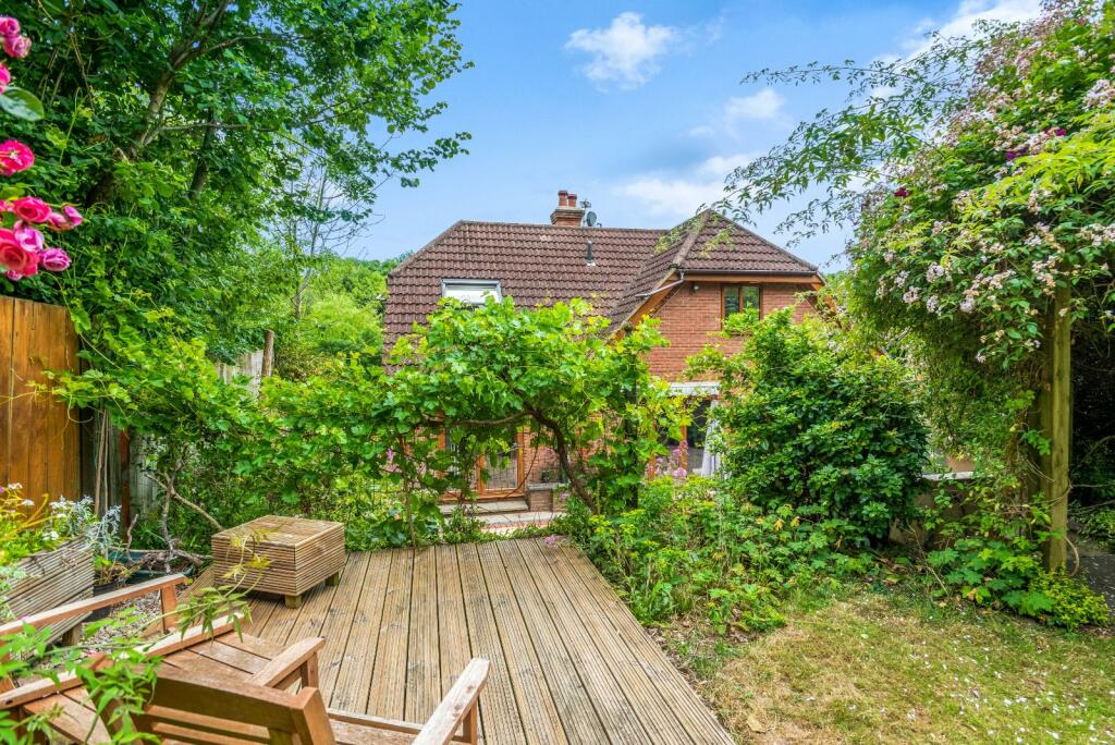 Additional image 27 of Valley Lane, Meopham, Gravesend, Kent, DA13