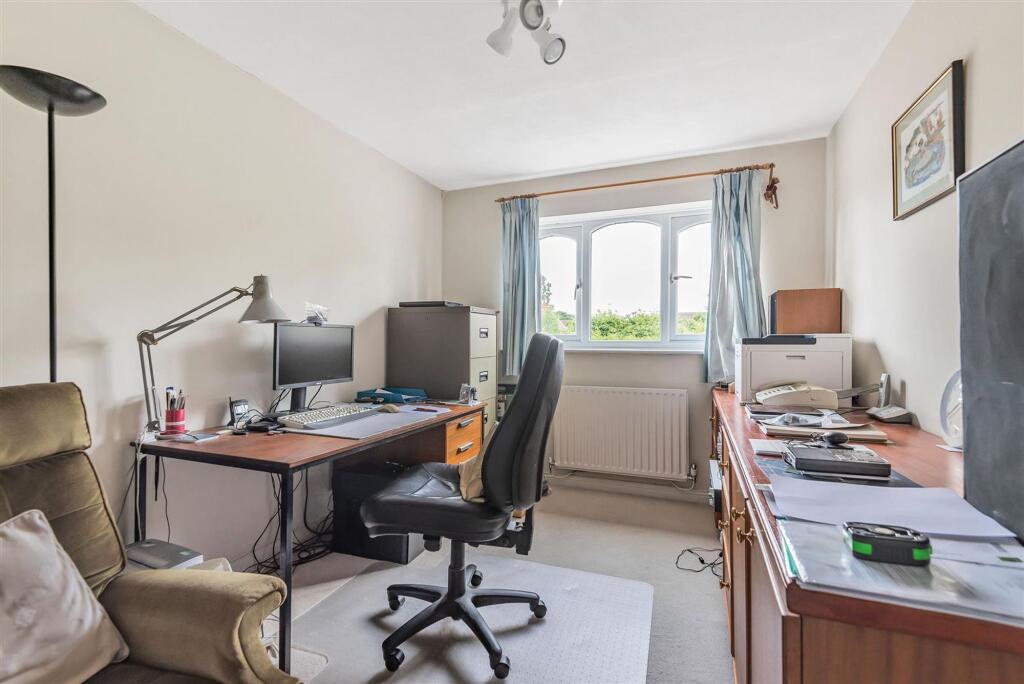 Additional image 14 of Burberry Grove, Balsall Common, CV7