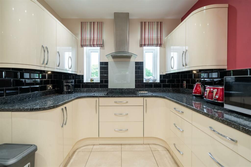 Additional image 9 of Leafields, Moorwood Moor, South Wingfield, DE55 7NU