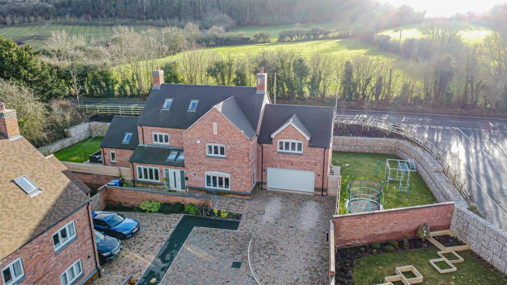 Additional image 48 of Chestnut Close, Stubby Lane, Draycott-In-The-Clay