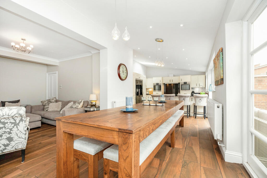 Additional image 12 of Station Road Kenilworth, Warwickshire, CV8 1JD