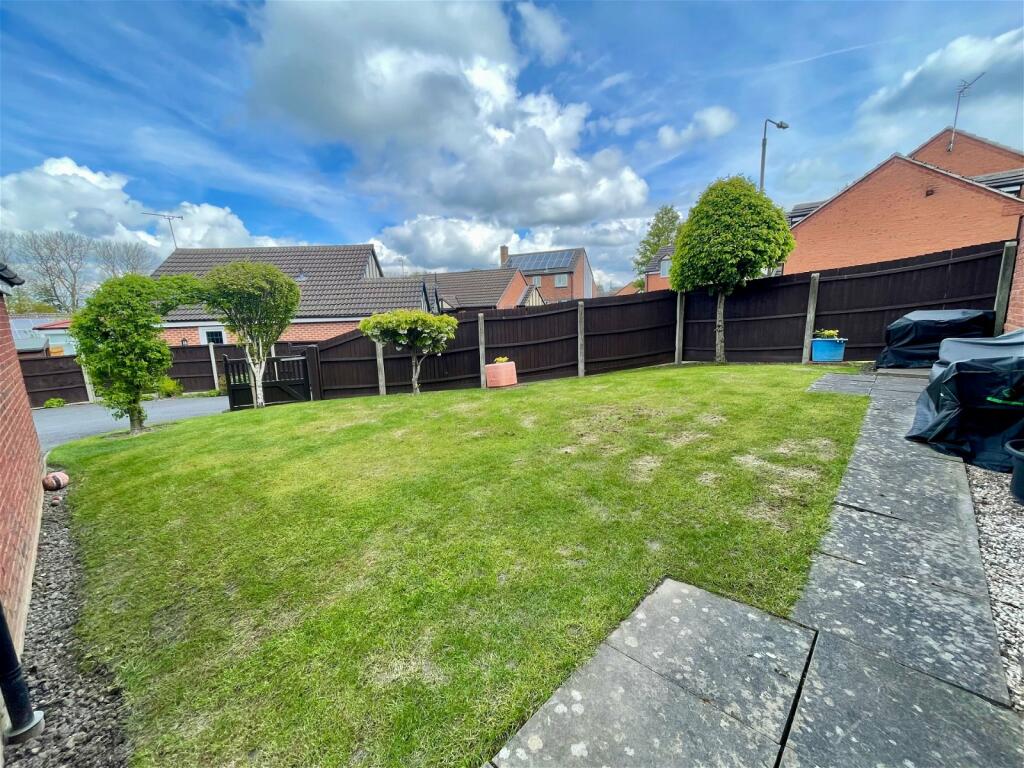Additional image 25 of Hillside Gardens, Church Gresley, DE11 9QA