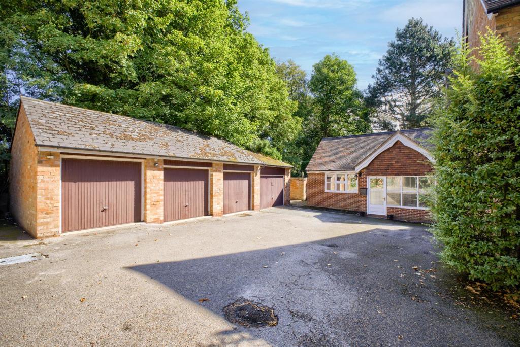 Additional image 32 of Warwick Road, Stratford-Upon-Avon