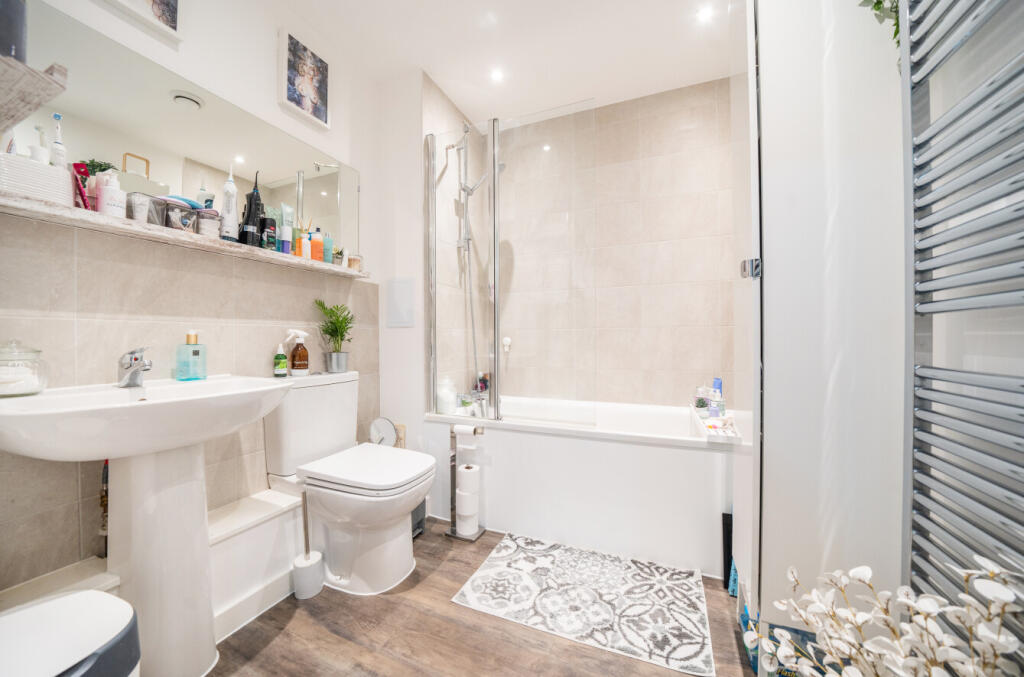 Additional image 5 of Eastern Avenue, Western Cross, Ebbsfleet Valley, DA10