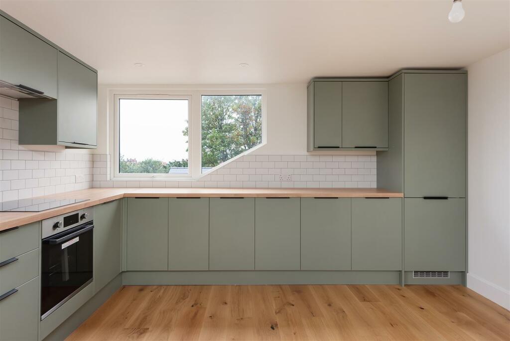 Additional image 6 of Gloucester Road, Tankerton, Whitstable