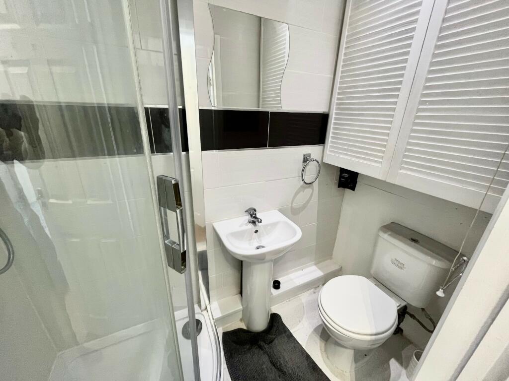 Additional image 11 of Warwick Road, Kenilworth