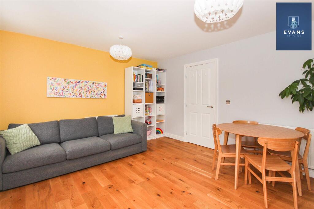 Additional image 8 of Oakwood Avenue, Willenhall, Coventry