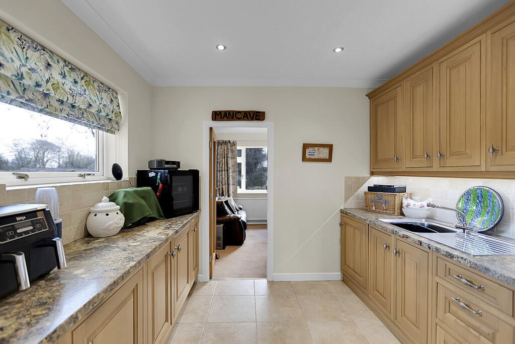 Additional image 23 of Beauty Bank