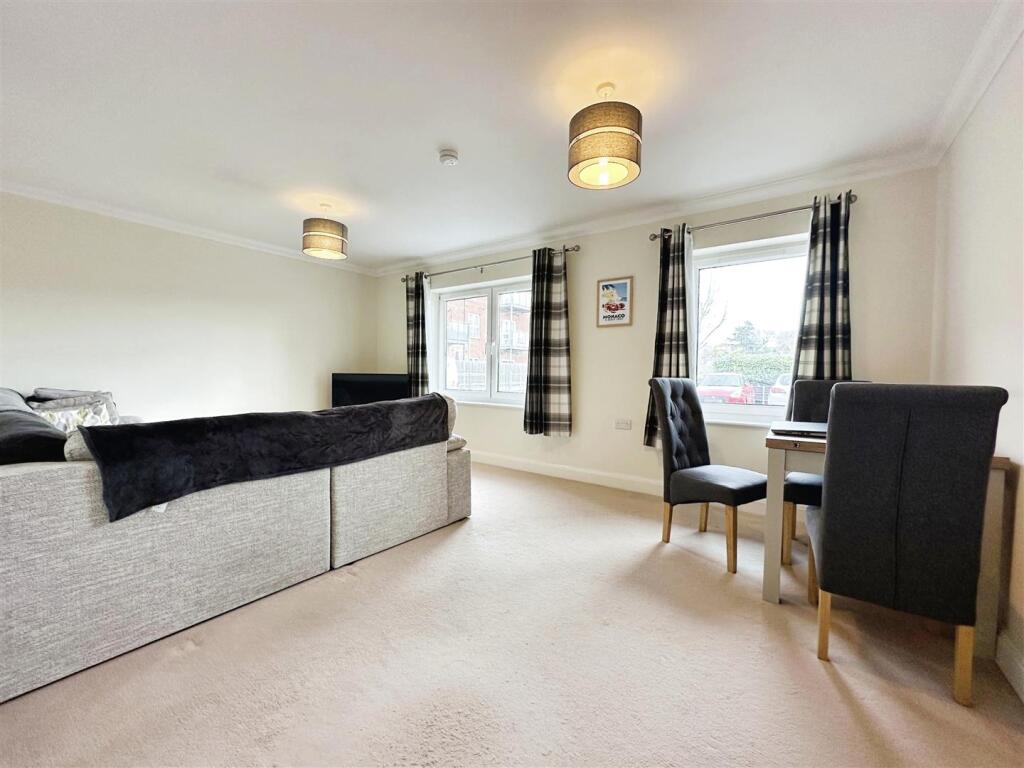 Additional image 22 of Trent Place, Warwick