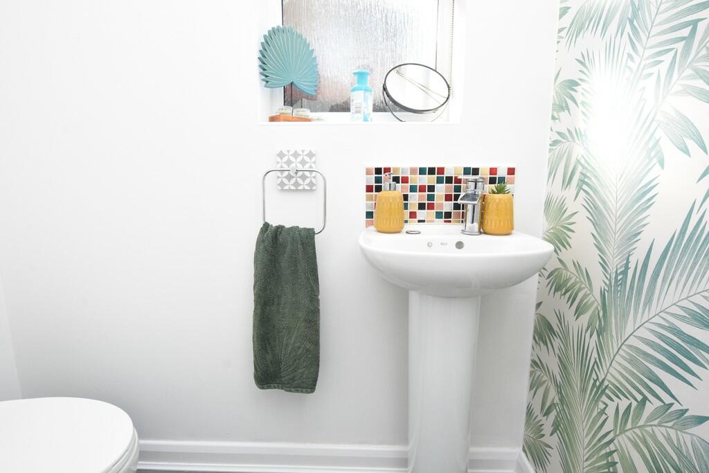 Additional image 6 of Overbecks Close, Rugby