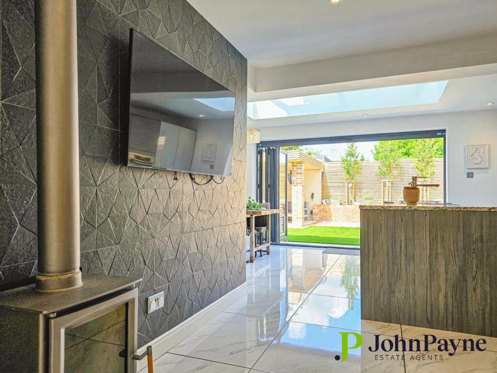 Additional image 9 of Chatsworth Rise, Styvechale, Coventry, CV3