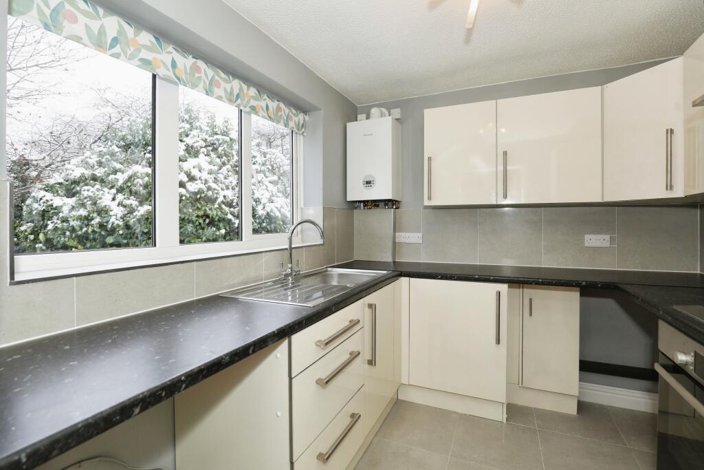 Additional image 6 of Hythe Avenue, Crewe, CW1