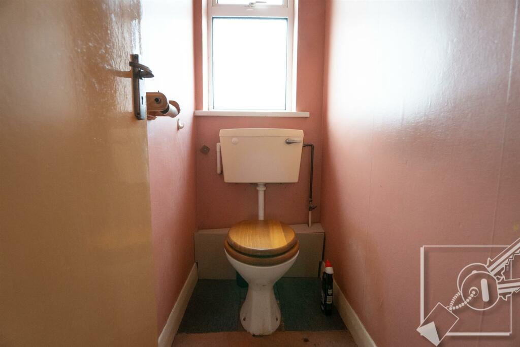 Additional image 14 of Dorset Crescent, Gravesend