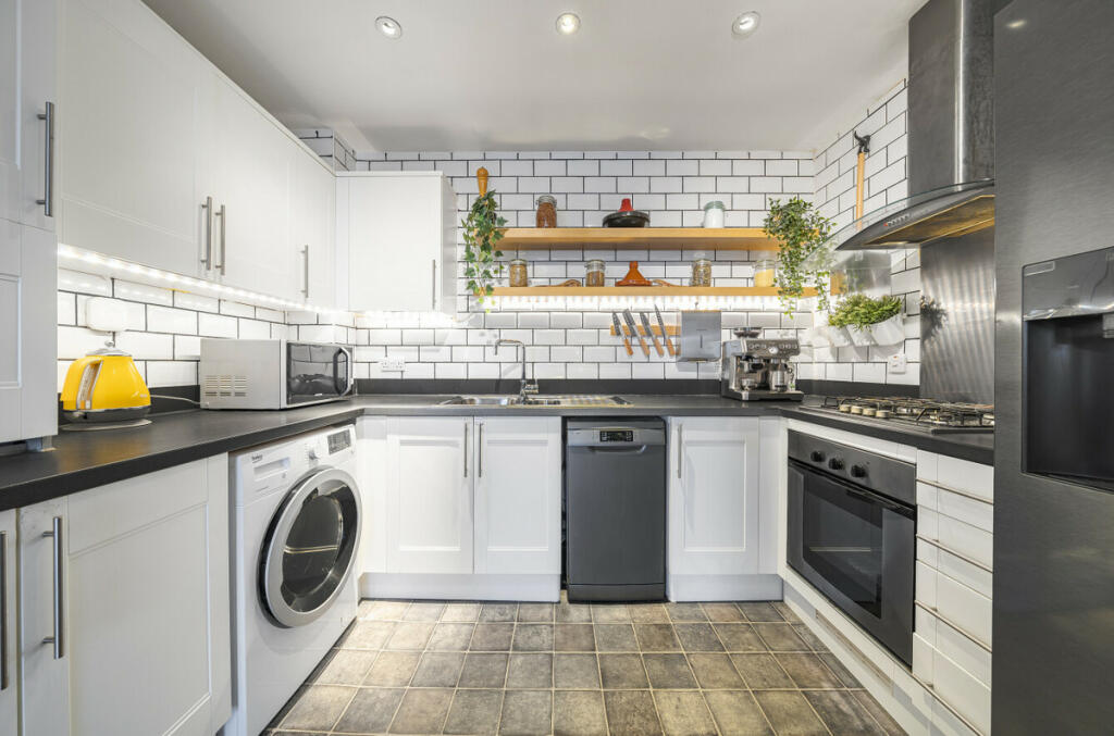 Additional image 2 of Foots Cray High Street, Sidcup, DA14 5HN