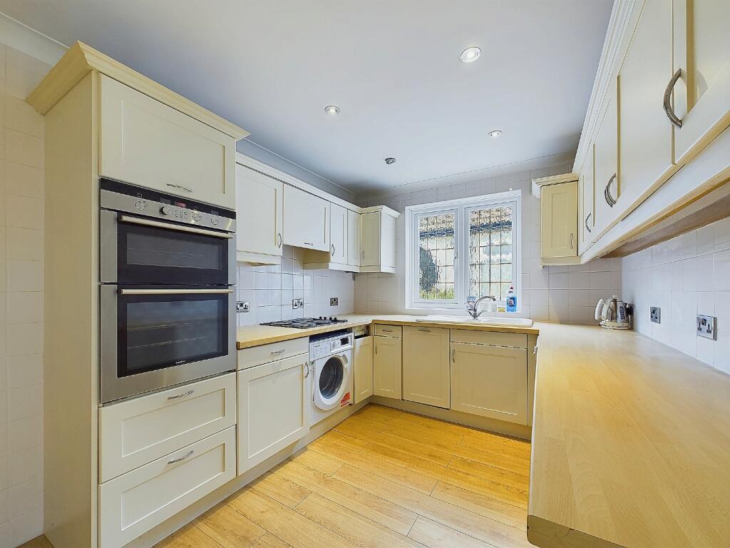 Additional image 20 of Old Farm Avenue, Sidcup, Kent, DA15