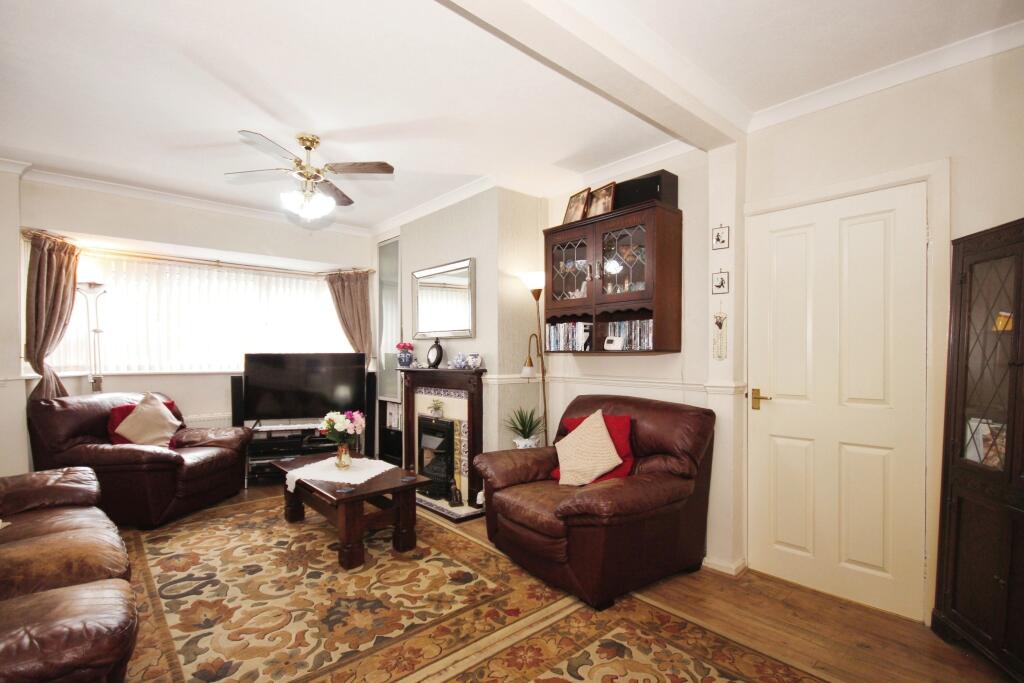 Additional image 4 of Newburgh Crescent, Warwick, Warwickshire, CV34