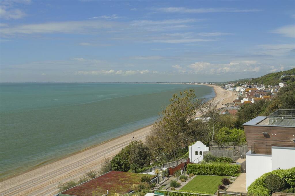 Additional image 6 of The Penthouse, 8 Cliffe House, Folkestone