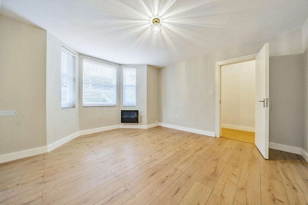 Additional image 16 of Darnley Street, Gravesend